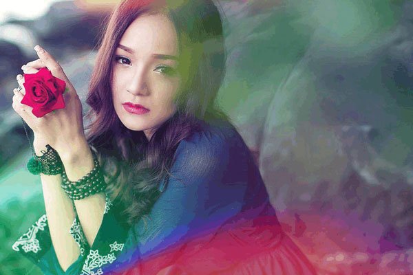 Ů���о���ı��� ǰ�������˺ܶ�����