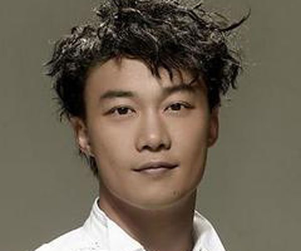 ���Ѿ�ȷ���и�������Զ����ȸ�����ֽ�ʲô ��˭�ݳ���